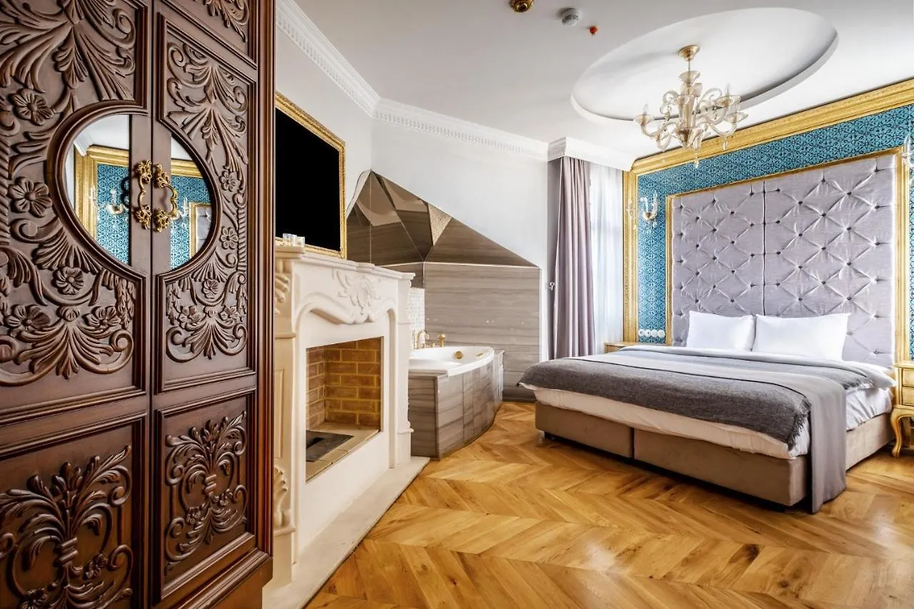 Splendid Studio In Historic Mansion In Beylerbeyiの連絡先
